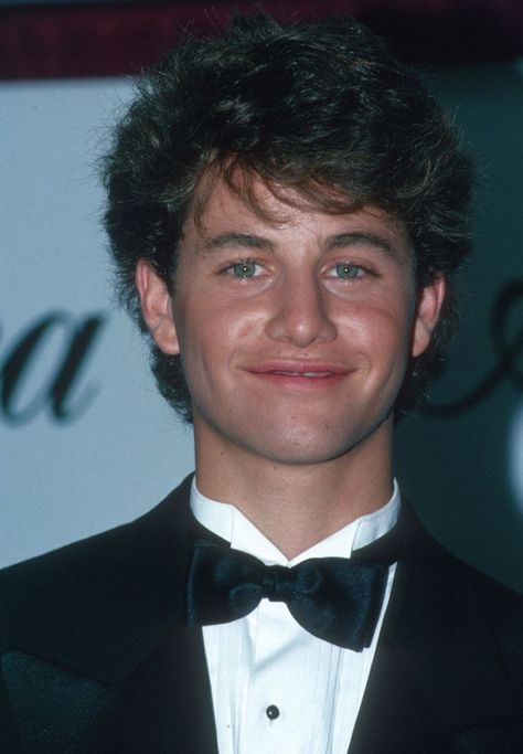 Kirk Cameron in 1990 Kirk Cameron 80s, Kurt Cameron, Kirk Cameron, Haircut Inspo, Backyard Flowers, Growing Pains, 90s Vibes, Flowers Garden, High School