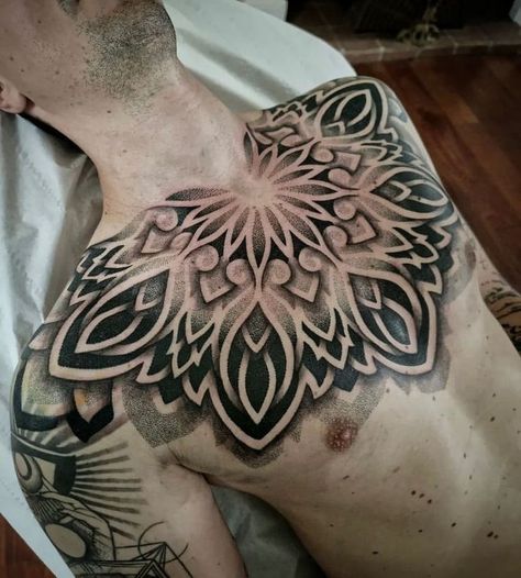 Geometric Tattoo Stomach, Sacred Geometry Chest Tattoo, Geometric Chest Tattoo Men, Back Tattoo Geometric, Dotwork Chest Tattoo, Geometric Chest Tattoo, Tattoo Chest Men, Geometric Back Tattoo, Tattoo Puntillismo