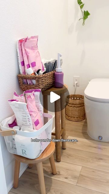 jules acree on Instagram: "Postpartum Bathroom Setup 🫶🏼 documented this at 5 days postpartum (now i’m now almost two weeks and feeling a lot better!) ~ I recommend taking home as much stuff from the hospital as possible, because you’ll go through it all very quickly. Once my hospital stash ran out, this is what I had ordered for at home. @fridamom & @get_rael have been my fave brands for postpartum healing! I linked everything in my Amazon storefront. #postpartumjourney #postpartumdiaries" Postpartum Bathroom Cart, Postpartum Bathroom Station, Postpartum Bathroom Basket, Postpartum Bathroom, Jules Acree, Bathroom Cart, Bathroom Setup, Postpartum Healing, Bathroom Baskets