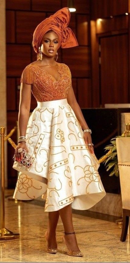 Elegant Dresses Classy Rich, Ankara For Wedding, Dress Ideas For Wedding Guest Classy, Trendy Ankara Styles Classy, Ankara Wedding Guest Outfit, Brocade Styles For Women, Brocade Asoebi Styles, Ankara Dress Designs Chic, Ankara Wedding Dress