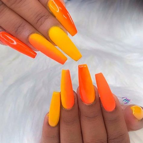 Bright Summer Acrylic Nails Orange, Yellow And Orange Nails, Summer Ombre Nails, Nail Art Orange, Dip Ideas, Orange Ombre Nails, Bling Choker, Bright Summer Acrylic Nails, Orange Acrylic Nails