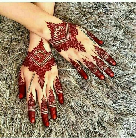 Inai Pengantin, Tato Henna, Mehndi Designs 2018, Henna Art Designs, Mehndi Design Pictures, Modern Mehndi Designs, Pretty Henna Designs, Beautiful Henna Designs, Circle Mehndi Designs