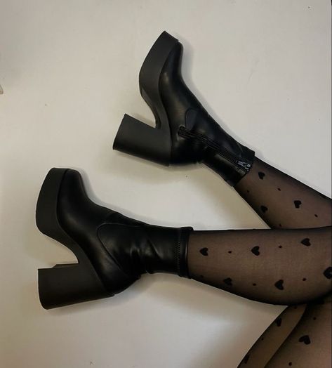 Black Platforms Aesthetic, Asos Platform Boots, Chunky Black Platform Boots, Dark Feminine Shoes, Black Gogo Boots Outfit, Cute Heels Aesthetic, Black Go Go Boots, Aesthetic Black Heels, Black Shoes Aesthetic