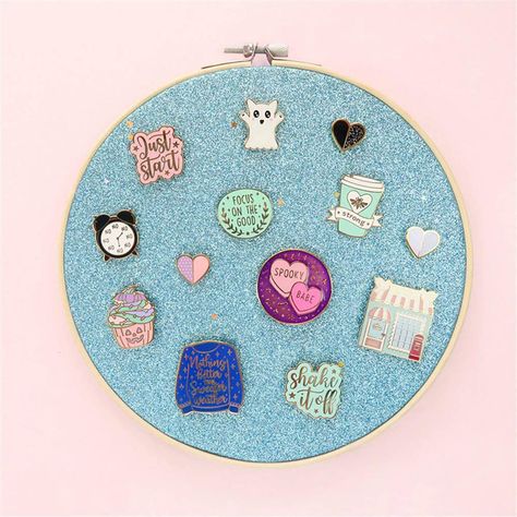 Pin Display Pin Board Enamel Pin Display Holder Display Board Hanging Pin Collection Display Canvas Leather Embroidery Hoop for Display Pin Display Embroidery, Pin Collection Displays, Medal Display Case, Large Shadow Box, Brooch Display, Stud Earrings Holder, Glitter Pin, Enamel Pin Display, Pin Display