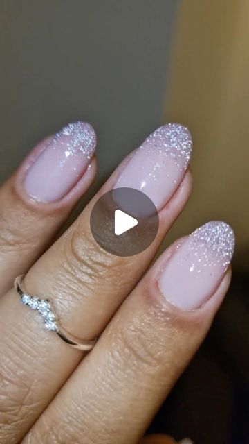 MYLEE | AT-HOME GEL NAILS on Instagram: "The top of our Christmas list... 🎄🛒our Spotlight Gels ✨ Our reflective glitter gels are perfect for any party SZN 🤩 @patricia_naturalnails using Gigi 💅 #mylee #nails #gelnails #spotlightgels #reflectivenails #partymani #reflective #reflectivegel #partynails #partyseason #glitternails" Mylee Gel Nails, Reflective Glitter Nails, Glitter Gradient Nails, Reflective Nails, Gel French Manicure, Gel Overlay, Gel Nails At Home, Party Nails, Glitter Gel