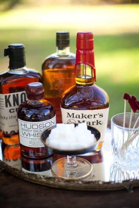 How to Throw an Epic Bourbon Tasting Party? Bourbon Bar Ideas, Bourbon Tasting Party, Whiskey Bar Wedding, Bourbon Party, Whiskey Tasting Party, Oven Fries, Bourbon Recipes, The Distillers, Bourbon Tasting