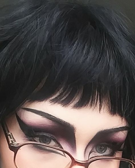 Traditional goth makeup Elder Goth Makeup, 1980s Goth Makeup, Trad Goth Eyebrows, Traditional Goth Makeup 80s, Office Goth Makeup, Trad Goth Makeup Hooded Eyes, Tradgoth Makeup 80s, Goth Trad Makeup, Colourful Goth Makeup