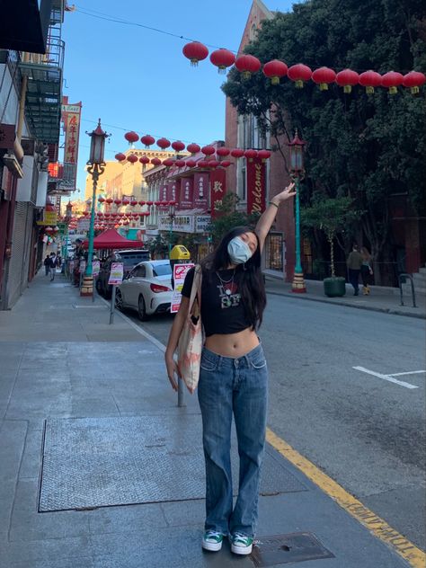 Sf Picture Ideas, Sf Outfit San Francisco Summer, Sf Photoshoot Ideas, San Francisco Inspo Pics, San Francisco Fits, San Francisco Aesthetic Girl, San Francisco Instagram Pictures, San Francisco Photo Ideas, San Francisco Picture Ideas