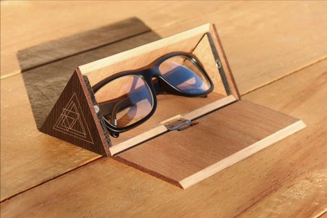 Wooden Sunglasses Holder, Eyewear Packaging, Wooden Glasses Case, Glasses Box Case, Eyeglass Holder Stand Wood, Wooden Glasses Holder, Wooden Eyewear, Wooden Packaging, Eyewear Display