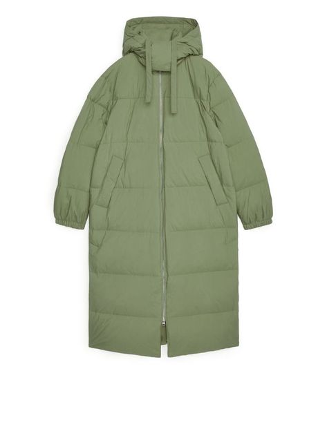 Arket Long Down Puffer Coat Green Khaki Jacket, Khaki Jacket, Down Puffer Coat, Oversized Coat, Body Warmer, Polyester Yarn, Green Jacket, Khaki Green, Puffer Coat