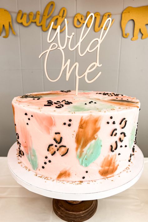 Wild 1 Smash Cake, Wild One Safari First Birthday Cake, 2nd Birthday Two Wild, Smash Cake Animals, Forever Wild Birthday Cake, Wild Safari Cake, Wild Theme Birthday Cake, Wild One Bday Cake, Wild 2 Birthday Cake