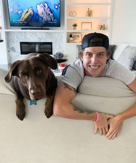 Mitch Marner, Good Teamwork, Hockey Boards, Toronto Maple Leafs Hockey, Maple Leafs Hockey, Hot Hockey Players, National Puppy Day, Puppy Day, Hockey Girl