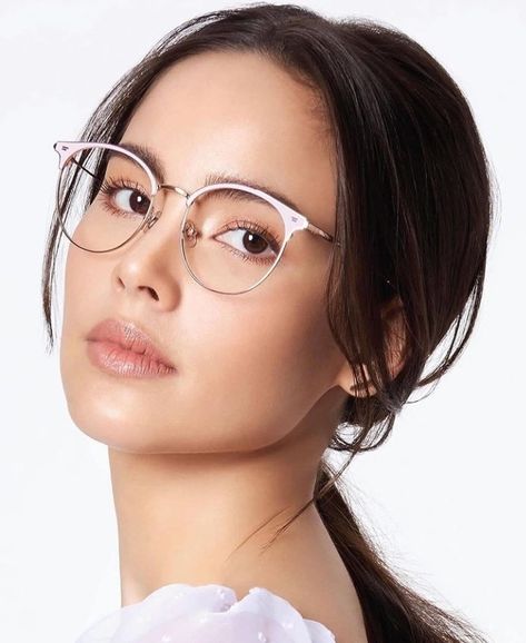 Eyeglasses For Oval Face, Famous Movie Characters, Glasses For Oval Faces, Desired Face, Yaya Urassaya, Best Eyeglasses, Flower Prom Dress, Urassaya Sperbund, Eyeglass Stores