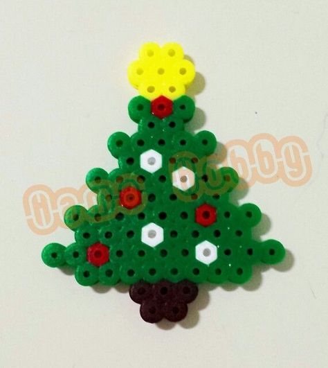 Hama Beads Christmas, Christmas Perler Beads, Hamma Beads Ideas, Easy Perler Bead Patterns, Melty Bead Patterns, Fusion Beads, Hama Beads Design, Perler Crafts, Diy Perler Bead Crafts