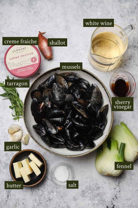 French Mussels Recipe, Mussels In White Wine Sauce, Mussels In White Wine, White Wine Cream Sauce, Wine Butter, Steamed Mussels, Mussels Recipe, White Wine Sauce, Wine Sauce