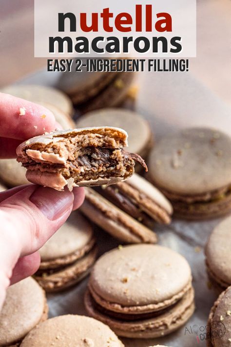 These Nutella Macarons have an easy 2-ingredient nutella filling! A super easy-to-follow macaron recipe with the easiest nutella filling! Nutella Macaron Filling, Cake Ideas Chocolate, Nutella Ice Cream Recipe, Best Nutella Recipes, Macaroon Filling, Chocolate Cake Ideas, Nutella Macarons, French Macaroon Recipes, Nutella Filling