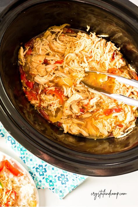 30 Minute Meals Chicken, Chicken Tacos Recipe Easy, Fajita Soup, Crockpot Pasta Recipes, Chicken Fajita Soup, Chicken Tacos Easy, Slow Cooker Chicken Tacos, Easy Slow Cooker Chicken, Crock Pot Chicken