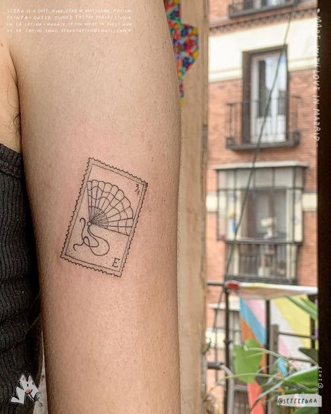 𝔖𝔢𝔟𝔯𝔞 𝔗𝔞𝔱𝔱𝔬𝔬 🌈 (@seeeeebra) • Instagram photos and videos Madrid Stamp Tattoo, Spain Postage Stamp Tattoo, Spain Stamp Tattoo, Mom Tattoos Ideas, Spain Tattoo Spanish, Postcard Tattoo Ideas, Madrid Tattoo Ideas, Postcards Tattoo, Spain Inspired Tattoo