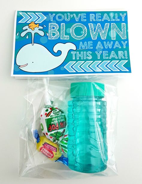 Have fun making goody bags for your students with these end of the year printable gift bag labels. They read: "You've Really Blown Me Away This Year". This bubble pun is hilarious and can be used with many gift bag fillers! Last Day Of School Goodie Bags For Kids, End Of The Year Goodie Bags For Students, Student Goodie Bags, Gift Bags For Students, Goodie Bags For Students, Diy Student Gifts, Student Gifts End Of Year, Ocean Preschool, Student Teaching Gifts