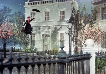 The Banks House as well as the other houses on Cherry Tree Lane always looked incredible 🇬🇧 Mary Poppins Party Decorations, Merry Poppins, Cherry Tree Lane, Mary Poppins Party, Mary Poppins 1964, Practically Perfect, Julie Andrews, Movie Gifs, Walt Disney Company