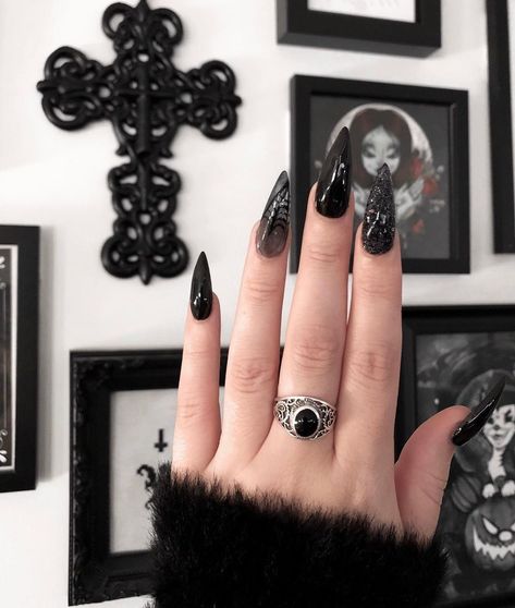 Black nails ideas| Black nails Black And Clear Nails, Transparent Black Nails, Gothic Nail Art Dark, Romantic Goth Nails, Acrylic Nail Designs Black, Black Goth Nails, Ideas Black Nails, Nails Ideas Black, Black Nails Goth