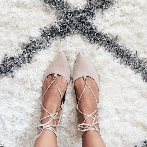 Cream Lace Up Flats #sexyshoes Tie Up Flats, Mode Shoes, Lace Up Flats, Comfortable Flats, Pointed Toe Shoes, Crazy Shoes, Shoe Obsession, Toe Shoes, Lace Up Flat