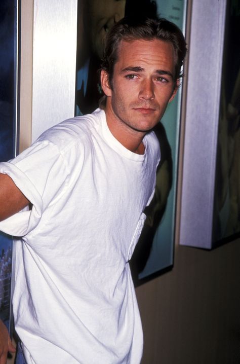 Luke Perry 90s, Luke Perry 90210, Luke Perry Young, Dylan And Brenda, 90s Heartthrobs, Dylan Mckay, 90s Television, Marisol Nichols, Mansfield Ohio