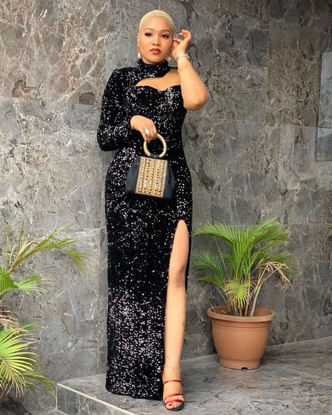 Sequence Dress Outfit Classy, Style For Sequence Gown, Latest Dinner Gown Styles, Sequence Gown Styles, Dinner Gown Styles, Sequence Gown, Occasional Dresses, Birthday 30, Mini Gown