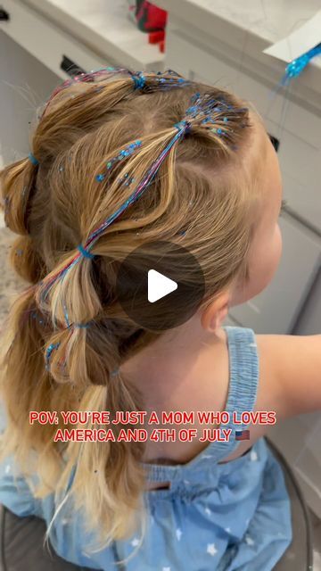 Hannah Reimers on Instagram: "We love being patriotic in this house 🇺🇸🙌🏻 the bubble braid hair tinsel is reminding me of 4th of July fireworks 💥 #fourthofjuly #america #momlife #motherhood #hairstyle #4thofjulyhair" Tinsel Bubble Braids, 4th Of July Kids Hairstyles, Fourth Of July Hairstyles For Kids Easy, Patriotic Hairstyles For Kids, Toddler 4th Of July Hairstyles, Bubble Braids With Tinsel, How To Braid Tinsel Into Hair, 4th Of July Hairstyles With Tinsel, Hair Tinsel Braids