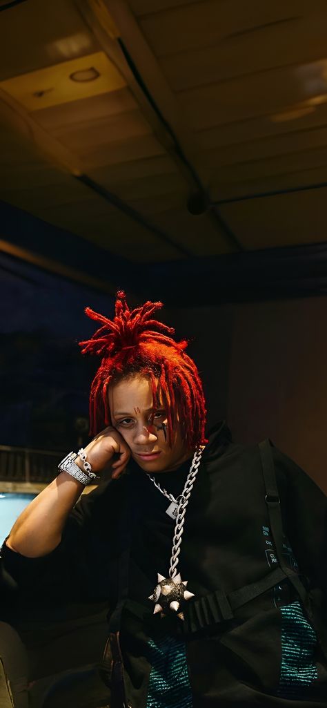 Trippie Red Wallpaper Iphone, Trippie Red Wallpaper Aesthetic, Trippie Red Aesthetic, Trippy Red Wallpaper, Trippie Red Wallpaper, Trippy Red, Trippie Red, Red Song, Lowkey Rapper