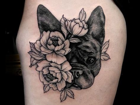 Frenchie Flower Tattoo, Frenchie Memorial Tattoo, Frenchie Tattoo Ideas, Frenchie Tattoos, Location Tattoo, Pet Portrait Tattoos, Beachy Tattoos, Fall Balayage, French Bulldog Tattoo