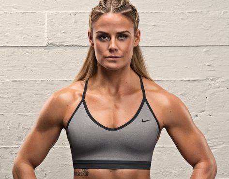 Sara Sigmundsdottir, Crossfit Women, Ripped Girls, Clean Lifestyle, Crossfit Girls, Fitness Motivation Pictures, Crossfit Athletes, Diet Motivation, Hot Fitness