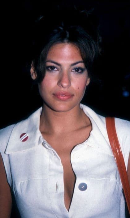 Eva Mendes Hair, Sleek Blowout, Eva Mendez, Holly Wood, Iconic Beauty, Eva Mendes, Female Reference, Celebrity Moms, Perfect Brows