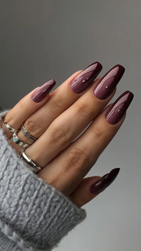 Gel Nails Galore: 15 Pretty Ideas to Try This Autumn! - Cheerful Talks December Chrome Nails, November Nail Ideas Square, Fall Nails Pale Skin, Old Nail Designs, Fall Nails Squoval, Nail Hacks, Nail Types, No Chip Nails, November Nails