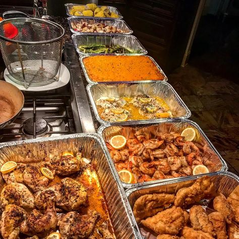 354 Likes, 6 Comments - Chef Baul (@chefbaul) on Instagram: “Private Bday request client #2 #Cheflife” Soul Food Buffet, Sweet 16 Food Ideas, Food Buffet, Soul Family, Haitian Food Recipes, Soul Food Dinner, Party Food Buffet, Catering Ideas Food, Thanksgiving Food