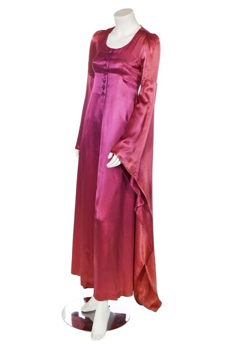 70s Cape Dress, Biba Aesthetic, Biba Dress, Biba Fashion, Barbara Hulanicki, Fantasy Outfits, Party World, Dresses Classy, Elegant Dresses Classy