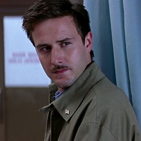 Officer Dewey Scream, Dwight Riley Scream, Dewy Scream 1996, Dewey From Scream, Dewey Scream 1996, Dewey Riley Scream 1996, Dewy Scream Movie, Dewey Riley Icon, David Arquette Scream