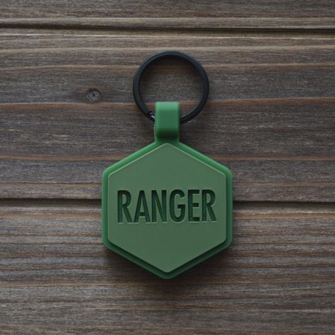 Forest Green Silicone ID Tag Dog Tag Ideas, Dog Tags For Dogs, Drukarka 3d, Hang Tag Design, Luxury Dog Collars, Pet Name Tags, Dog Collar With Name, Dog Name Tags, Dog Branding