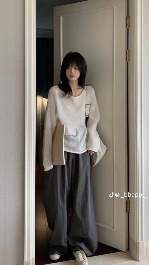 Acubi Club, Chinese Douyin, Korean Fashion Grunge, Contrast Collar Dress, Girl Rockstar, Peony Aesthetic, Y2k Acubi, Simple Streetwear, Week Of Outfits