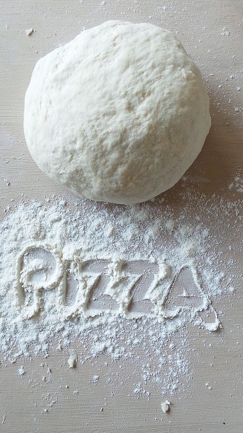 Pizza Dough Fast, Fast Pizza Dough, Perfect Pizza Dough, Pizza Photo, Dough Pizza, Pizza Ideas, Pizza Roll, Funny Pizza, Pizza Making