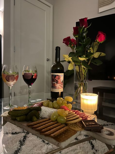 Wine Date Night Aesthetic, Wine And Charcuterie Aesthetic, Charcuterie Board Romantic, Wine And Cheese Aesthetic, Wine Astethic, Charcuterie Board Date Night, Wine Night Ideas, Wine And Cheese Party Ideas, Date Night Charcuterie Board