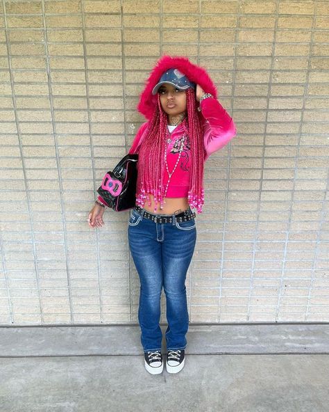 Pink Grunge Outfits, 2000s Rave Fashion, Cute Y2k Outfits, Trashy Outfits, Punk Style Outfits, Afro Punk Fashion, Rave Fashion, Y2k Outfits, 2000s Fashion Outfits