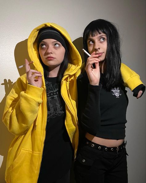 Braking Bad Halloween Costumes, Breaking Bad Group Costume, Easy Last Min Couple Costumes, Jesse And Jane Outfits, Jane And Jesse Halloween Costume, Jessie Pinkman And Jane Costume, Jane Breaking Bad Makeup Tutorial, Jessie Pinkman Halloween Costume, Jane Halloween Costume Breaking Bad