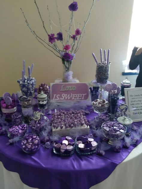 Purple Theme Candy Table, Purple Sweets Table, Purple Treat Table Ideas, Purple Candy Table, Wedding Table Settings Purple, Purple Dessert Tables, Candy Table Ideas, Purple Candy Buffet, Sweets Buffet