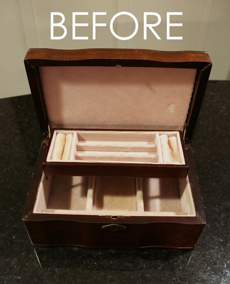 Inside Jewelry Box Diy, Upcycled Jewelry Box Diy Ideas, Small Jewelry Box Makeover, Repurposed Wooden Box, Upcycle Jewelry Box, Old Jewelry Box, Shabby Chic Jewellery Box, Wood Jewelry Diy, Box Makeover