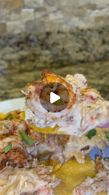 NAE’S GOURMET 👩🏽‍🍳 on Instagram: "Seafood Nachos Con Queso 🧀🌶️ • • • • #homemadetortillachips #seafoodnachos #crabandshrimp #nachosconqueso" Seafood Nachos New Orleans, Seafood Nachos Recipe, Munchies Food, Seafood Nachos, Shrimp Nachos, Nacho Recipes, Baked Nachos, Digital Cookbook, Homemade Tortilla Chips