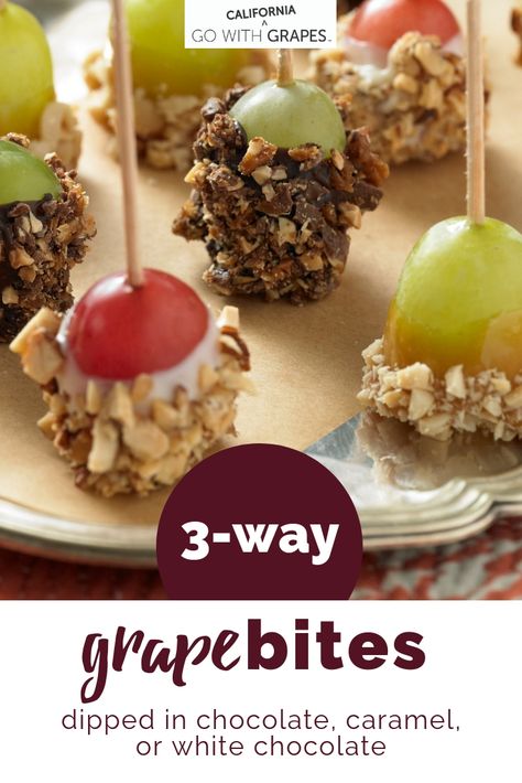 Appetizer With Fruit, Appetizer Recipes On A Stick, Grapes Dessert, Dipped Grapes, California Dessert Recipes, Desert Bites, Finger Dessert Recipes, Grape Desserts, Grapes Recipes Dessert