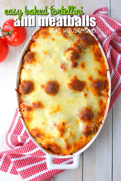 Easy Baked Tortellini and Meatballs is a wonderfully delicious dinner option any night of the week! Everyone in the family will love this cheesy, delicious pasta! Meatballs Tortellini, Meatballs And Tortellini, Tortellini And Meatballs, Easy Baked Tortellini, Hamburger Dinners, Meatball Dish, Baked Tortellini, Meatball Casserole, Tortellini Bake