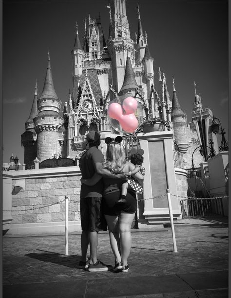 Disney gender reveal Photo Gender Reveal Ideas, Disney Halloween Gender Reveal, Disney Gender Reveal Pictures, Disneyland Gender Reveal Ideas, Disney World Gender Reveal Ideas, Disney Gender Reveal Cake, Gender Reveal Ideas Disney, Disneyland Gender Reveal, Walt Disney World Gender Reveal