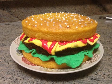 Cheeseburger cake that I made, nailed it Nailed It Cake Challenges, Nailed It Challenges Ideas, Nailed It Challenges, Nailed It Cake, Cheeseburger Cake, Cake Party Ideas, Baking Challenge, It Cake, Rec Center